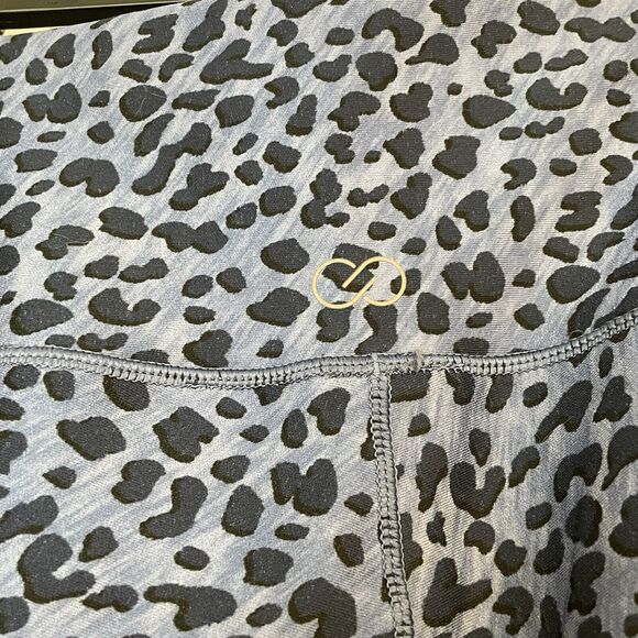Calla Leopard Print Leggings - Picture 5 of 8